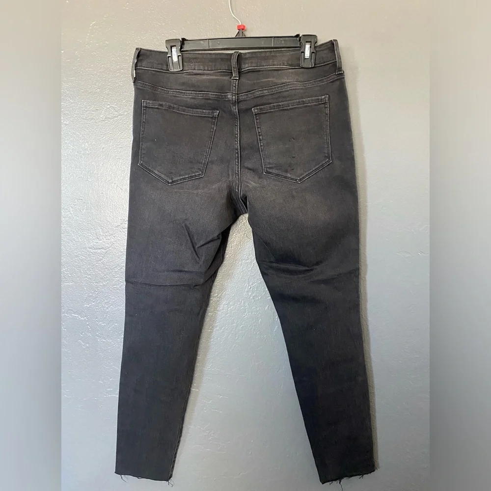 Gap Factory‎ Black Distressed Jeans Size 31 Regular